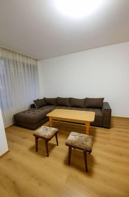 Тристаен апартамент в района на Аспарухово!