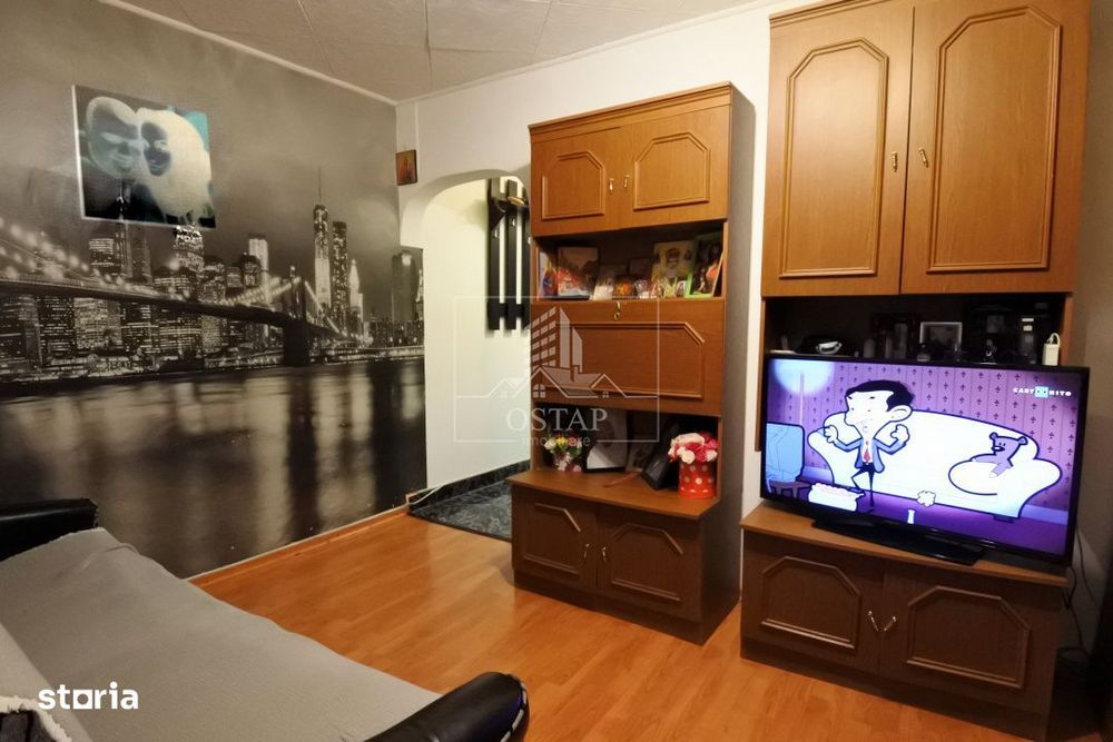 Numai 41.500-zona Miron Costin-etajul 2-apartament 3 camere nedecomand