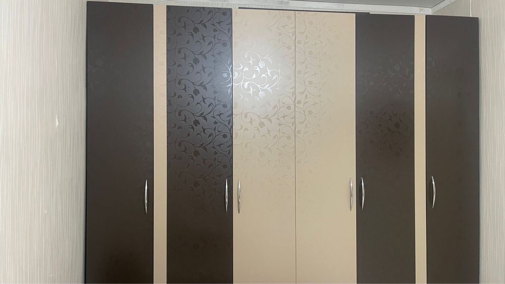 Продам шкаф недорого