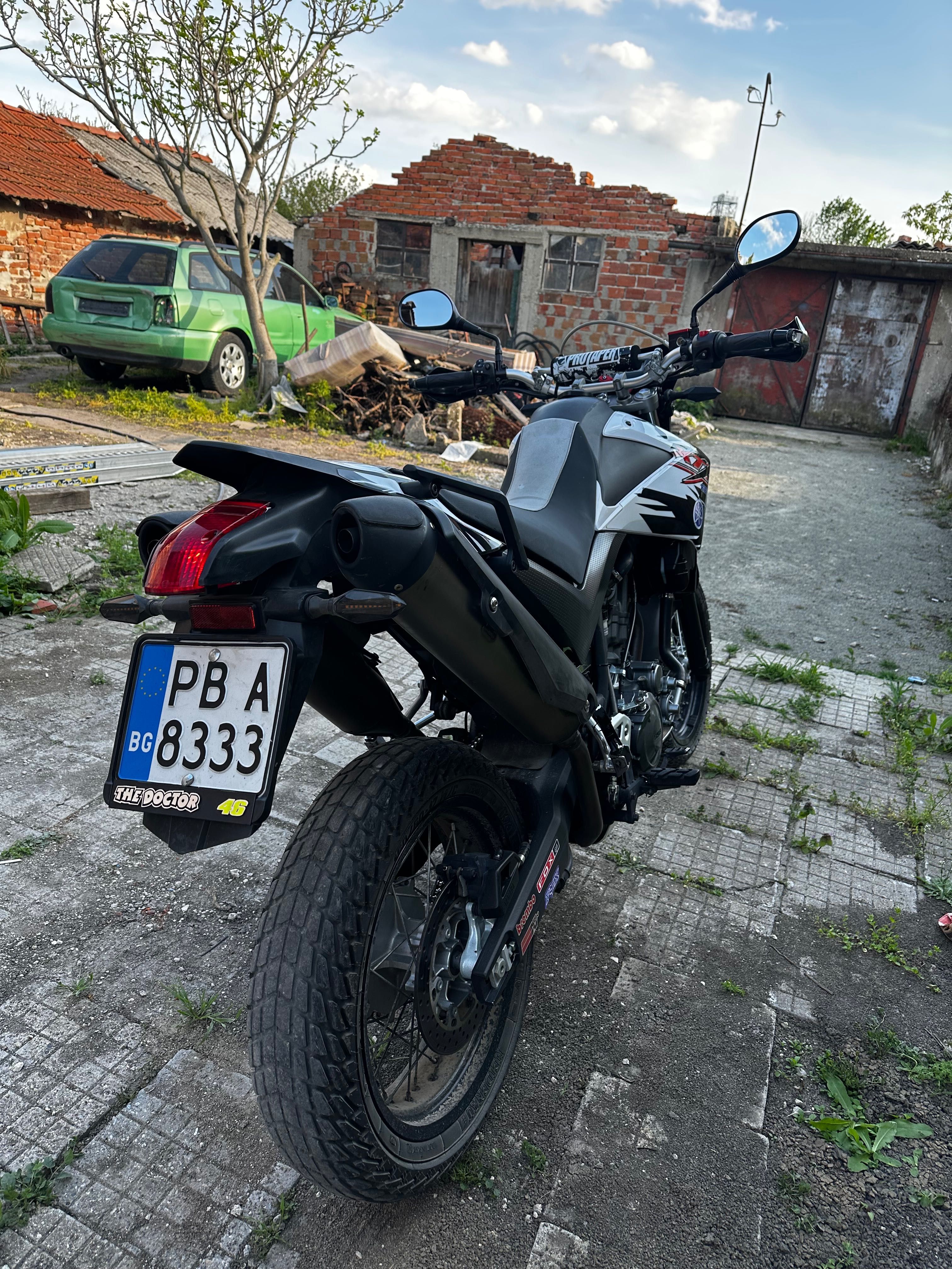 Yamaha xt660x…..