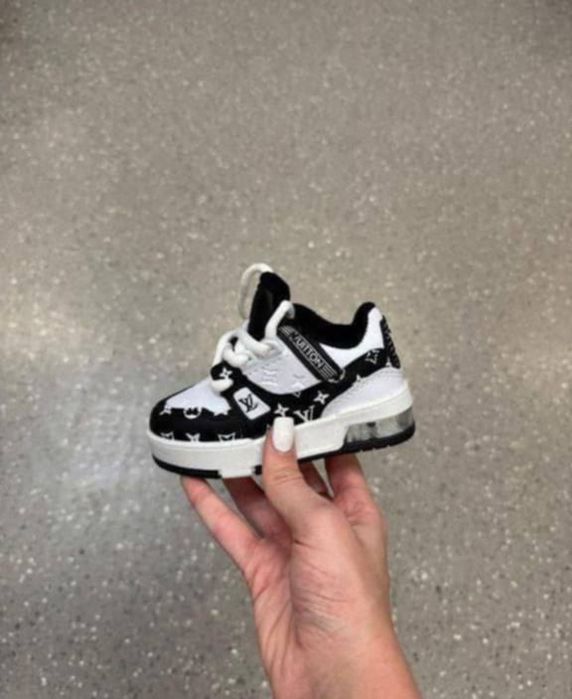 Adidasi fete și baieti