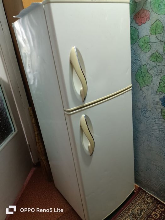 Холодильник в хорошем состоянии