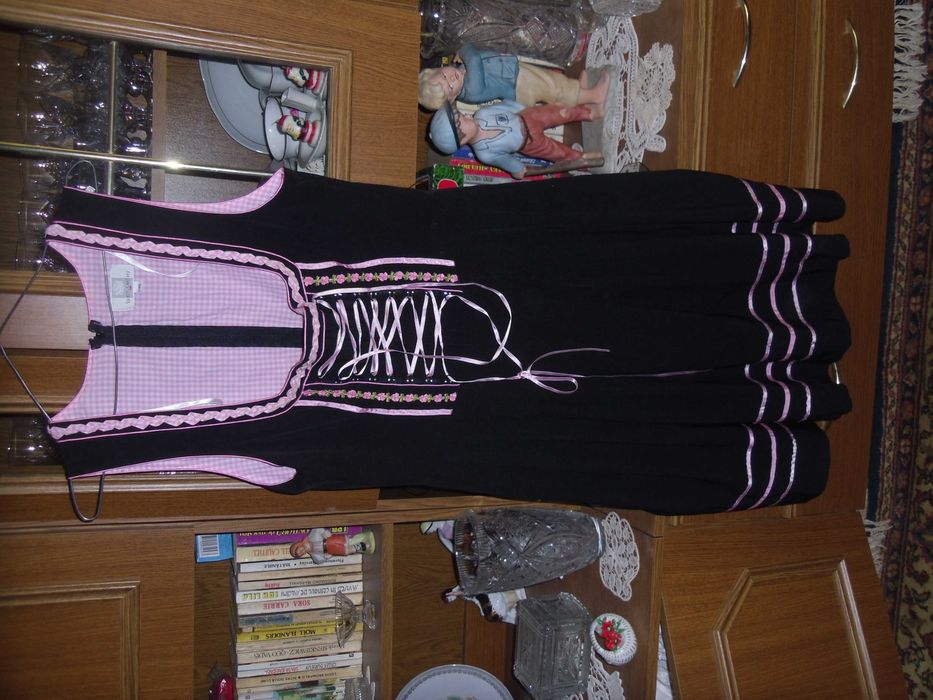 set rochie port popular ,sasesc