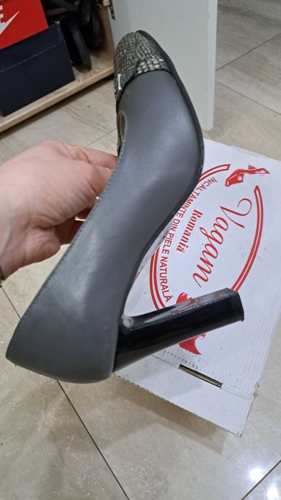 Pantofi piele naturală Vagam Shoes purtați o singură dată