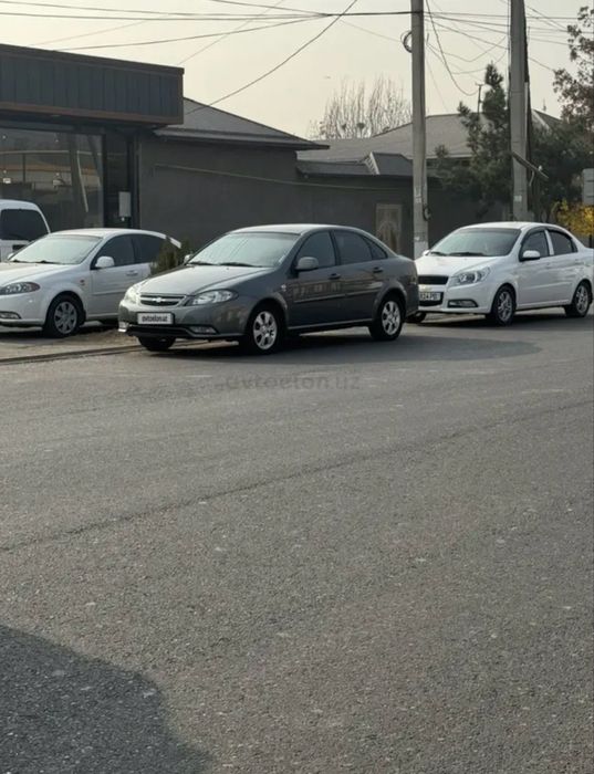 Gentra avtomat Arenda vikub