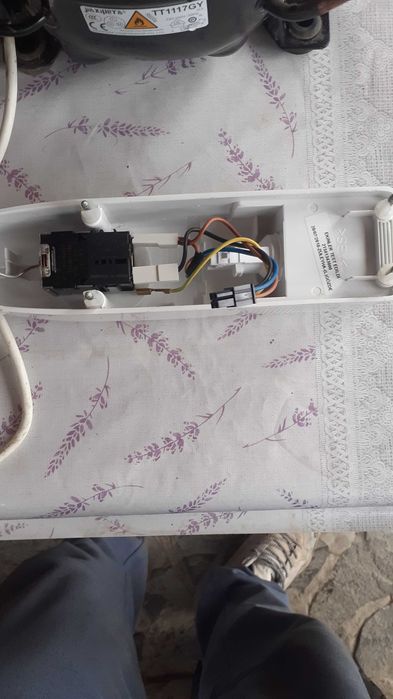 Vind motor/compresor 220 v frigider Indesit