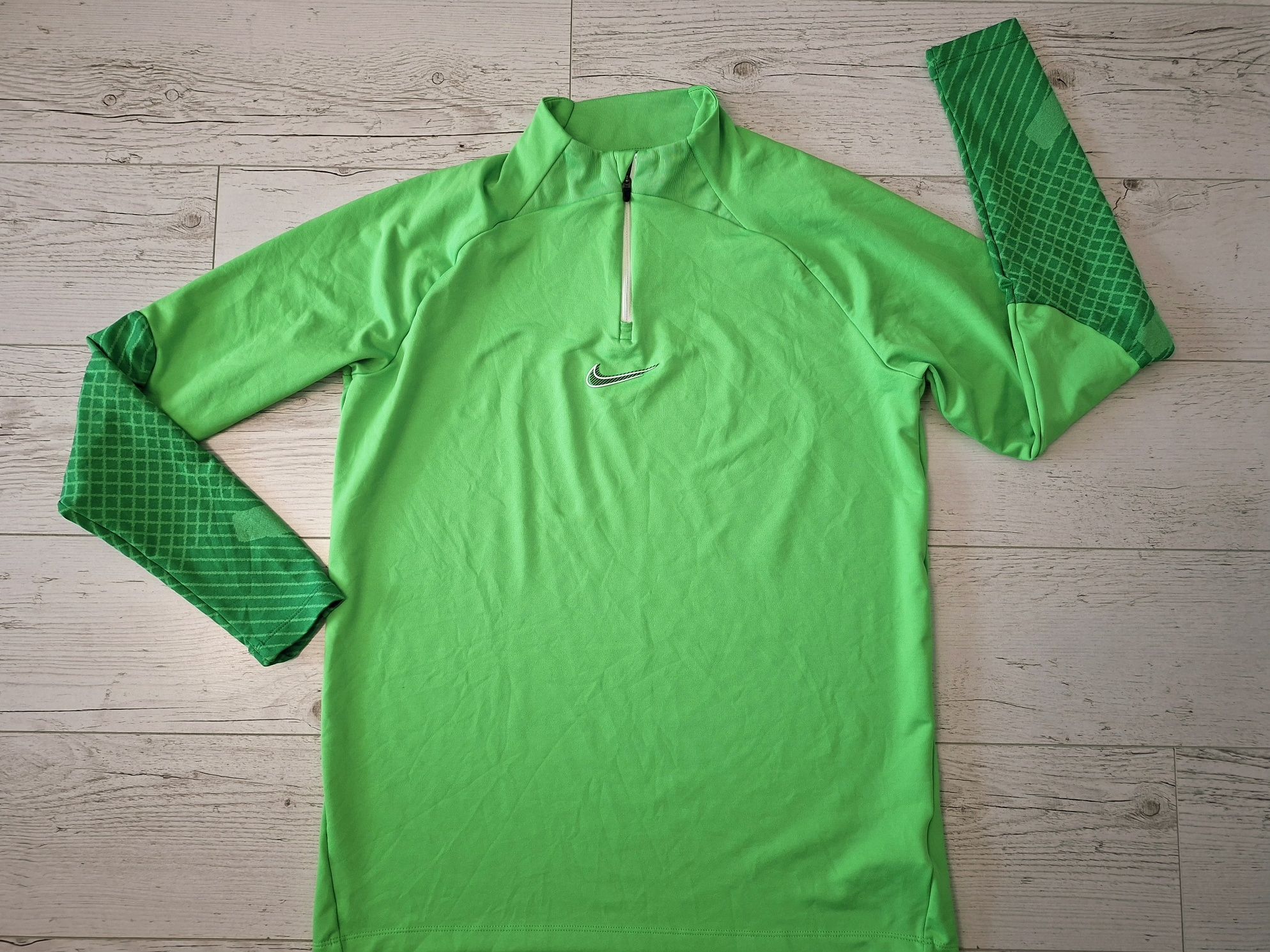 Nike Dry Fit-Ориг. Горнище Ново!