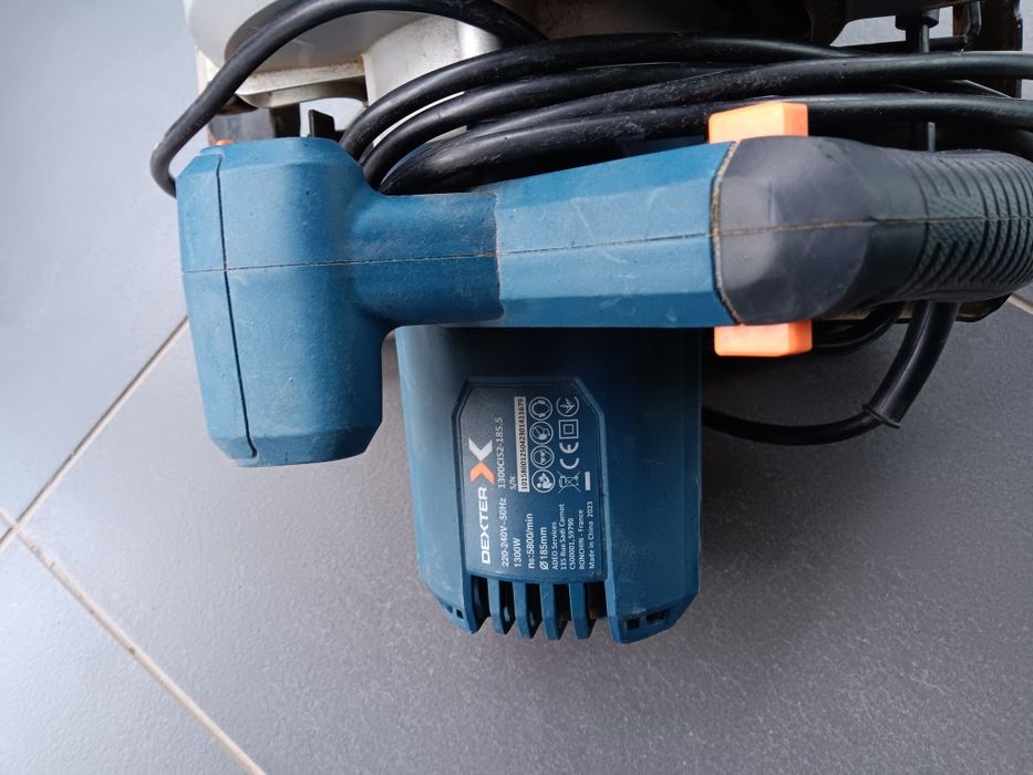 Vand fierastrau circular electric