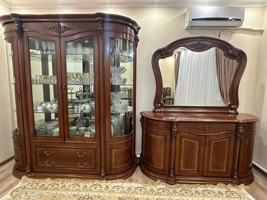 Сервант с комодом
