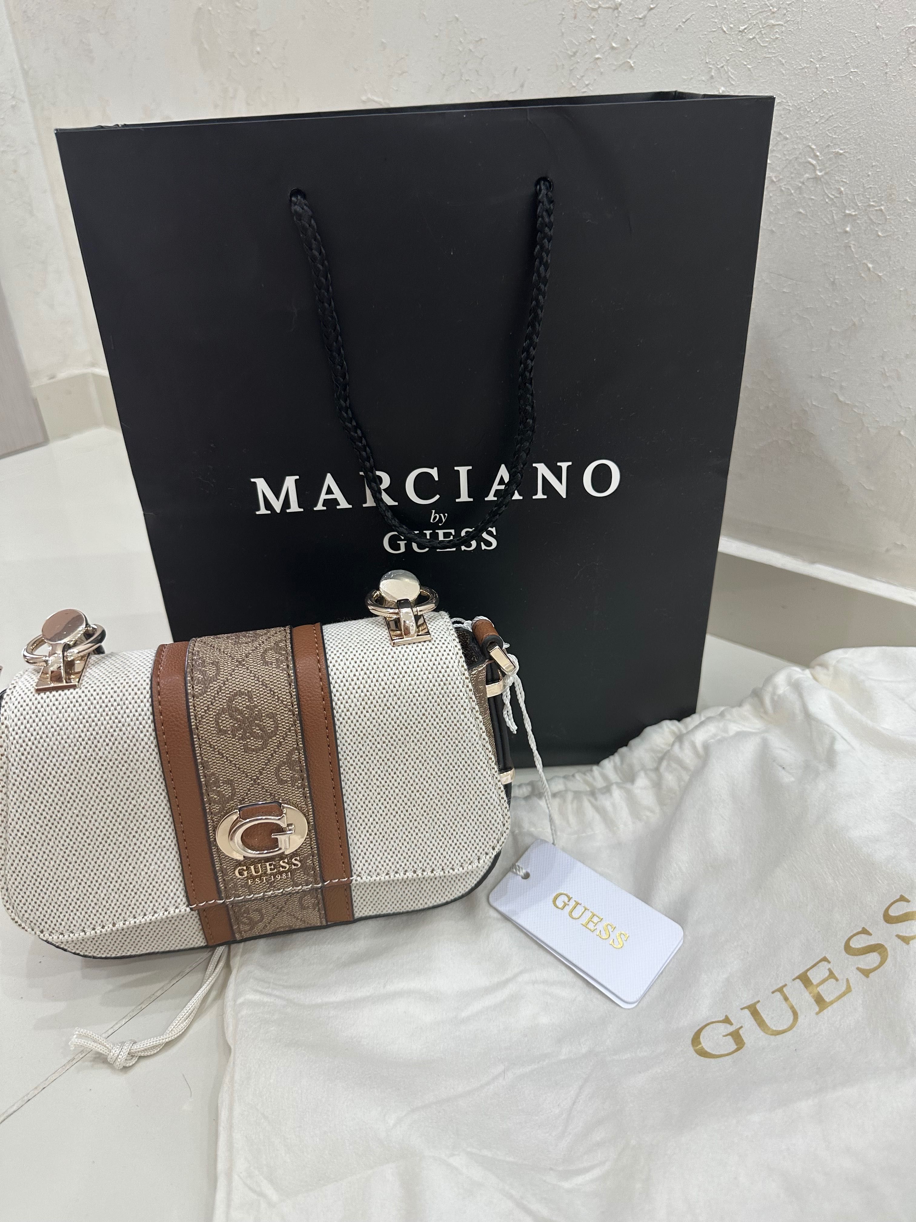Дамска чанта  Guess