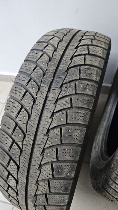Продам 4 шины 225/65/17 matador