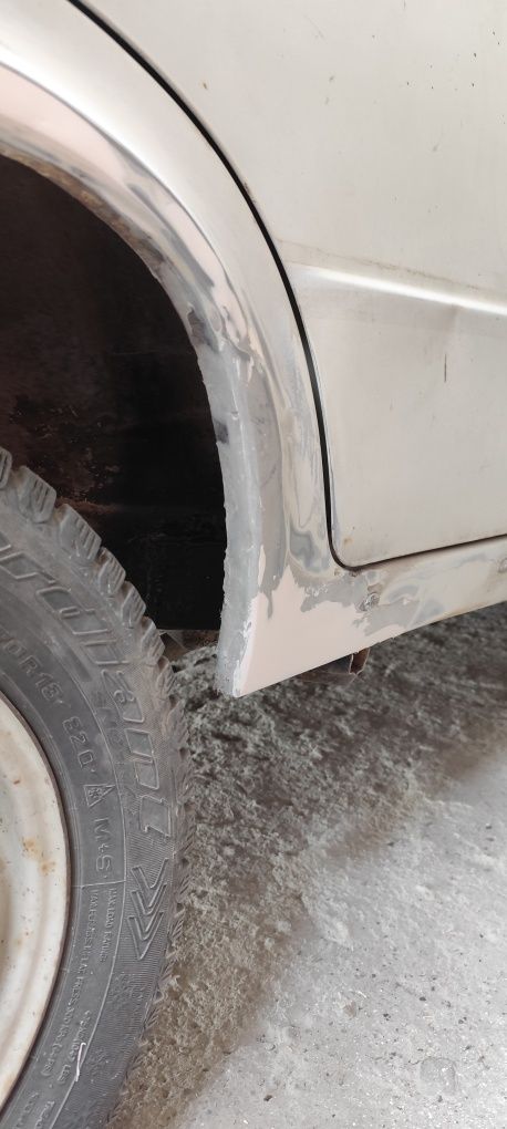 Авто бояджийски и полиращи услуги