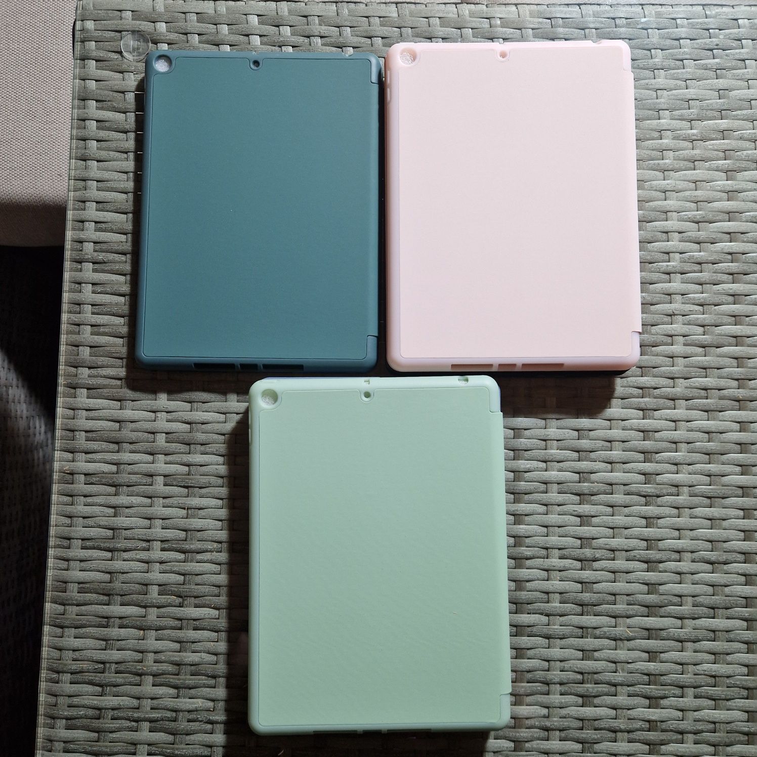 Husa iPad cu slot Pen 7/8/9(10.2), Air 4/5, Air 11-2024, Pro 11/12.9