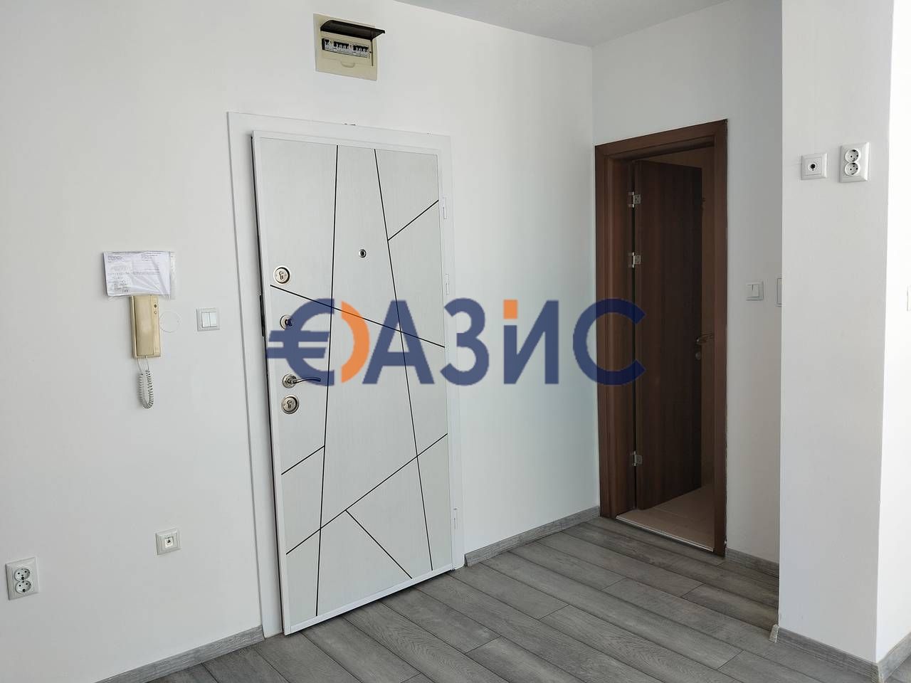 Продава се Двустаен апартамент в Свети Влас - 68 кв.м за 984 €/кв.м - Снимка #6