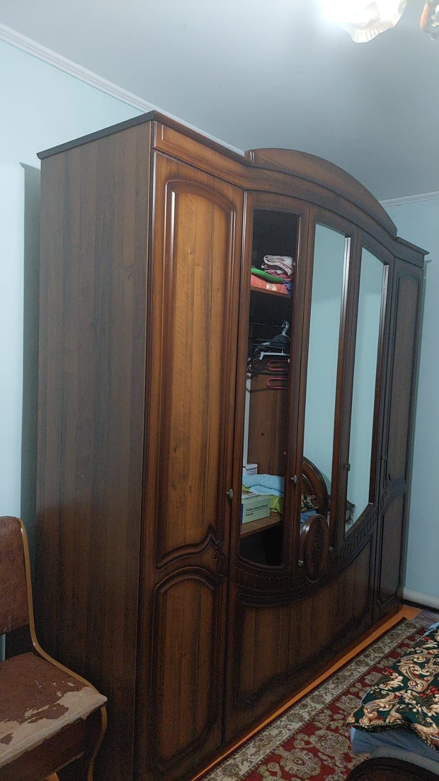 Продается шифоньер