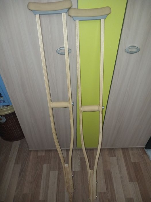 Продам костыли 9000тенге