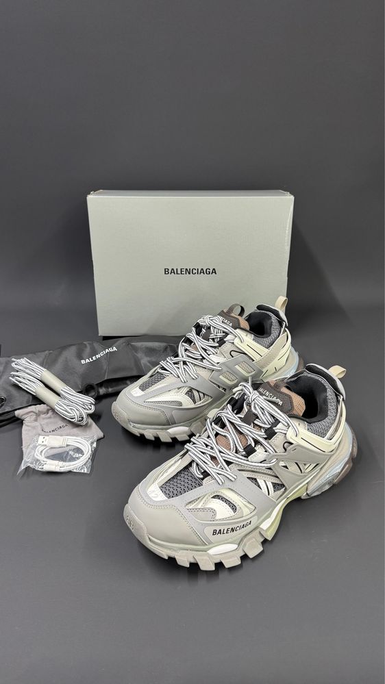 Balenciaga Track LED - Сив Шарен