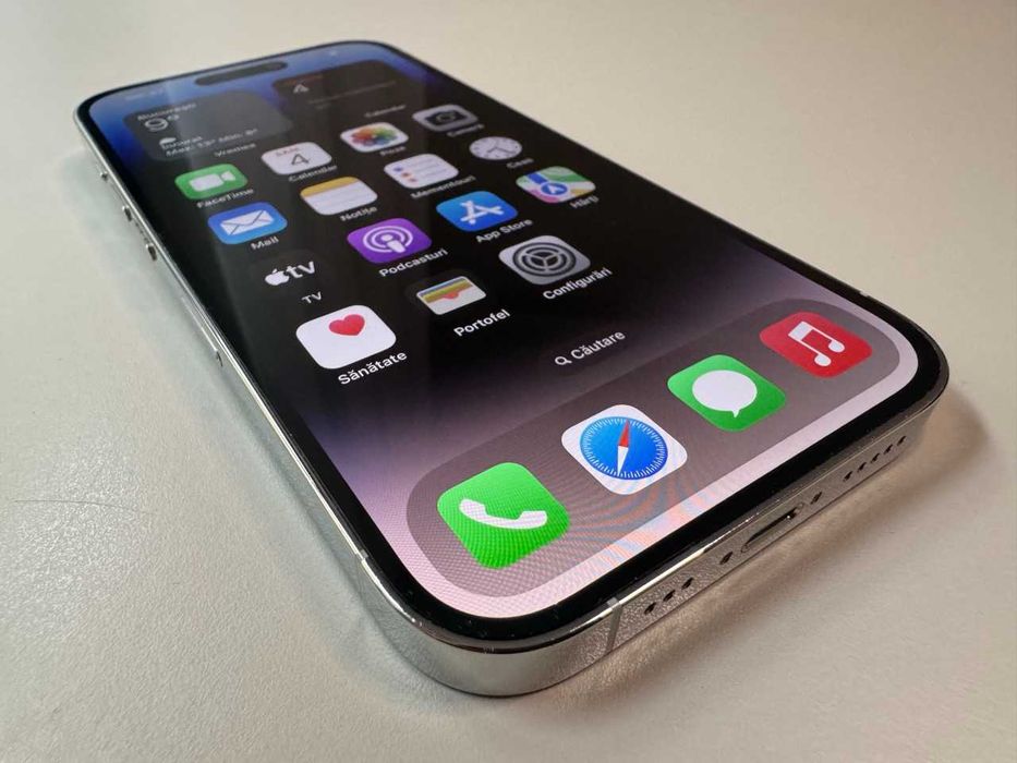  Apple / iPhone 14 Pro / 128 Gb / Silver