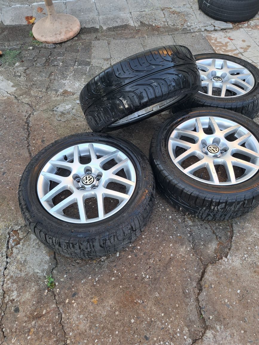 Джанти с гуми 205/55/16 5/100