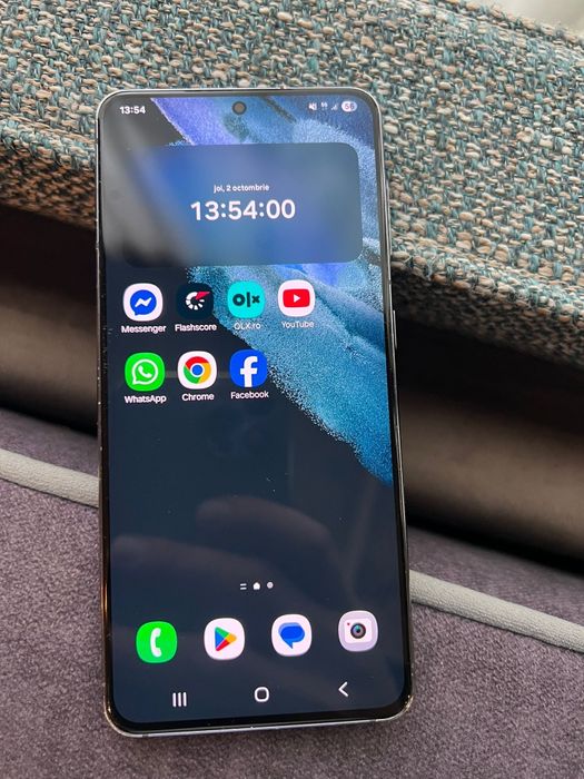 Vând Samsung s21
