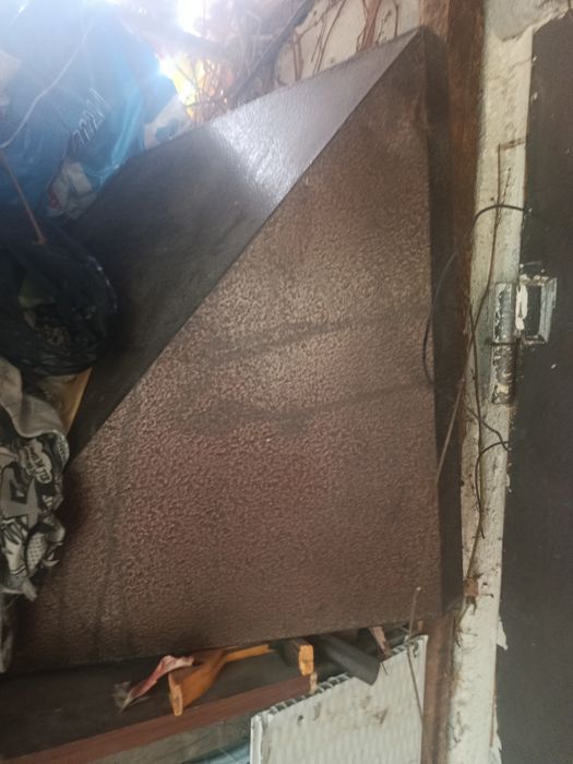 Продам вытяжку срочно