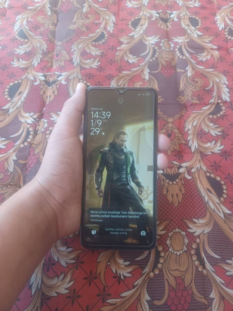 Redmi13C 256/16  .