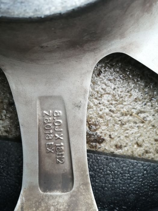 Jante aliaj R18     989 Lei negociabil