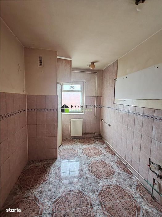 Apartament 4 camere Grivitei, zona Onix