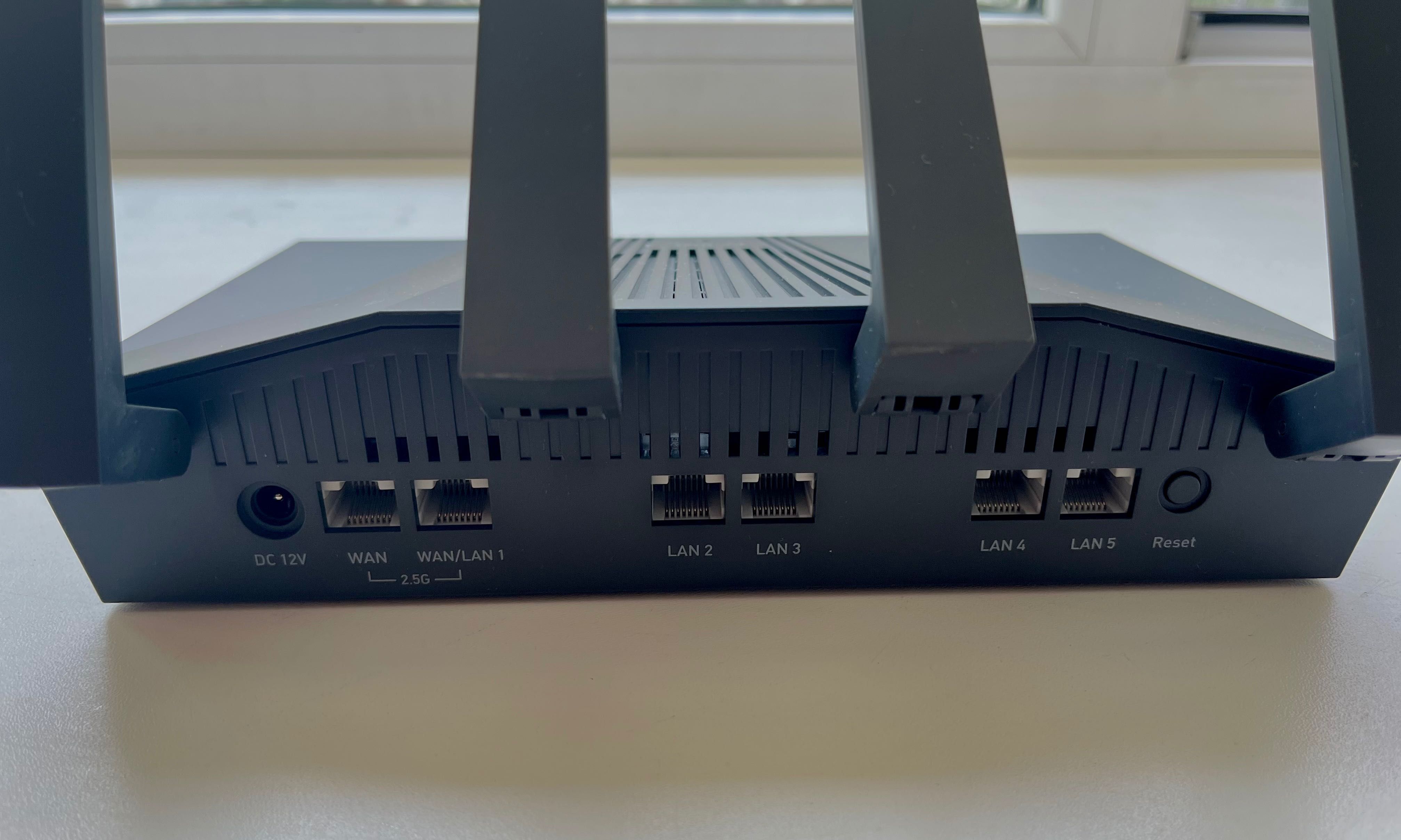 Wi-Fi роутер GL.iNet Flint 2 (GL-MT6000)