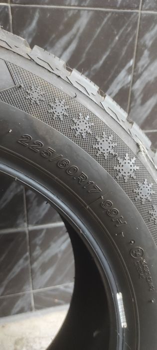 225/60/17 зимни гуми