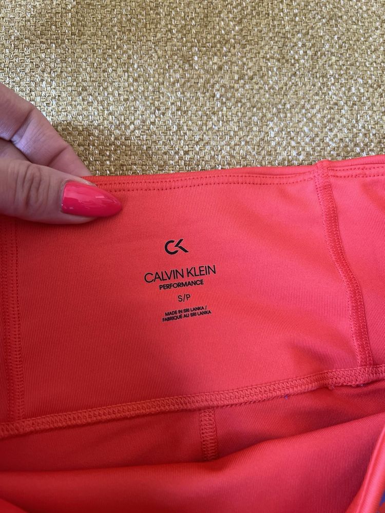 Клин Calvin Klein