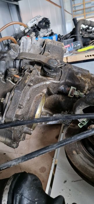 Vând cutie viteze renault Clio 1.5 an 2005