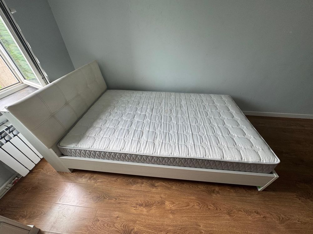 Продам кровать б/у