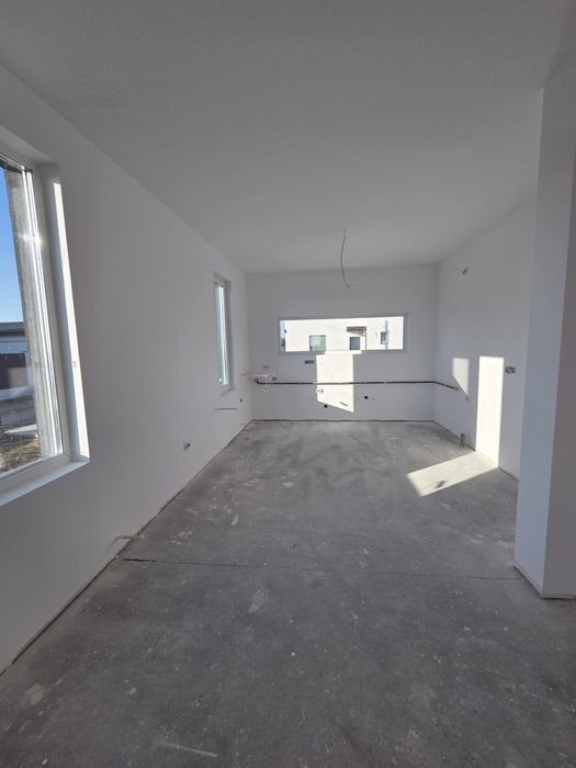 Oferta Vand casa noua, 3 camere, 123mp utili, 400mp teren,15 min Buc,