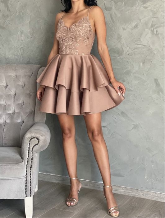 Rochie elegantă scurtă