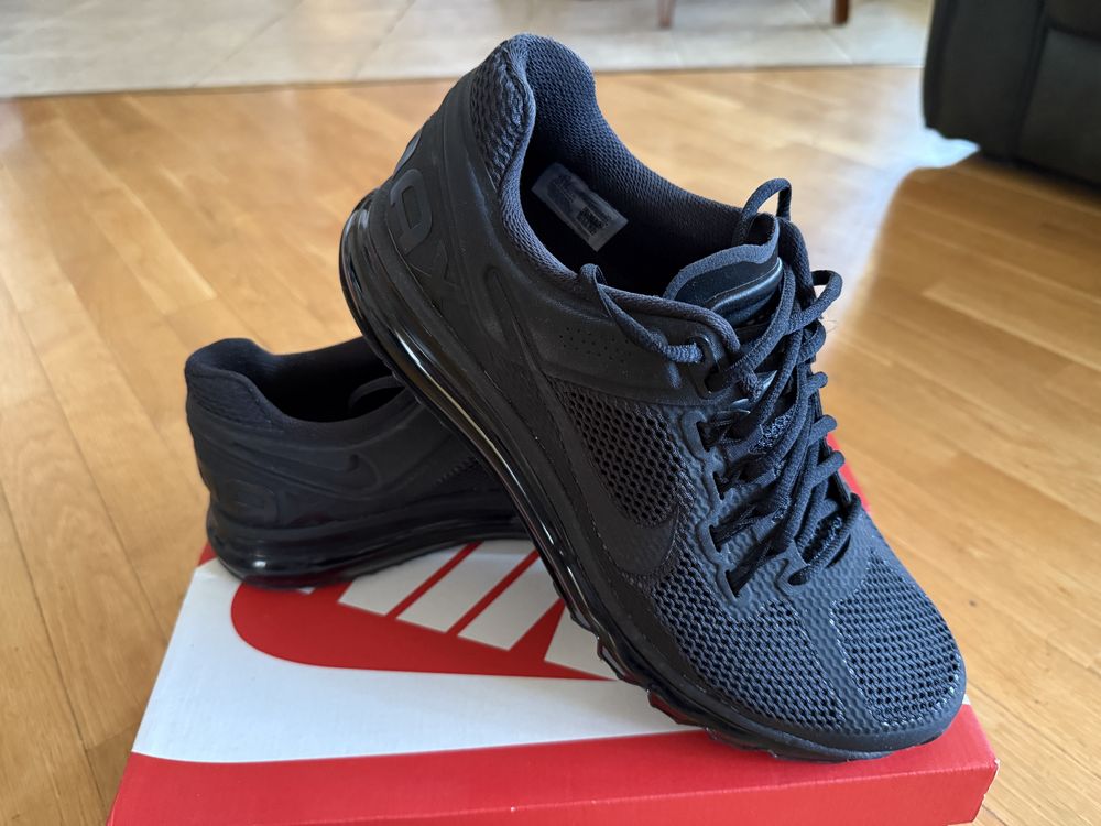 Nike AIR MAX 2013 Triple black 44/28см