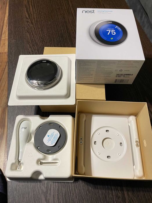 Termostat nest 3 versiunea pentru U S A