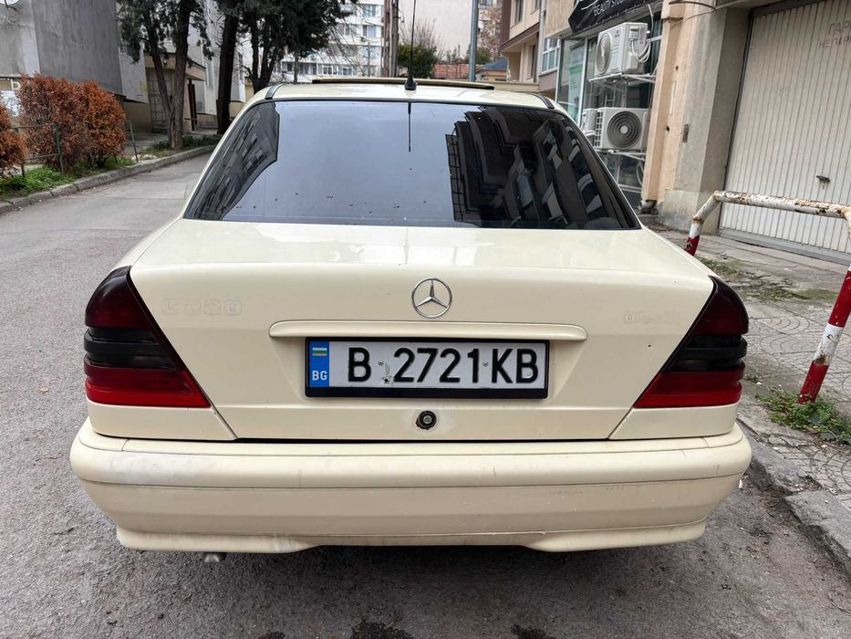 Mercedes-Benz C 220 W202