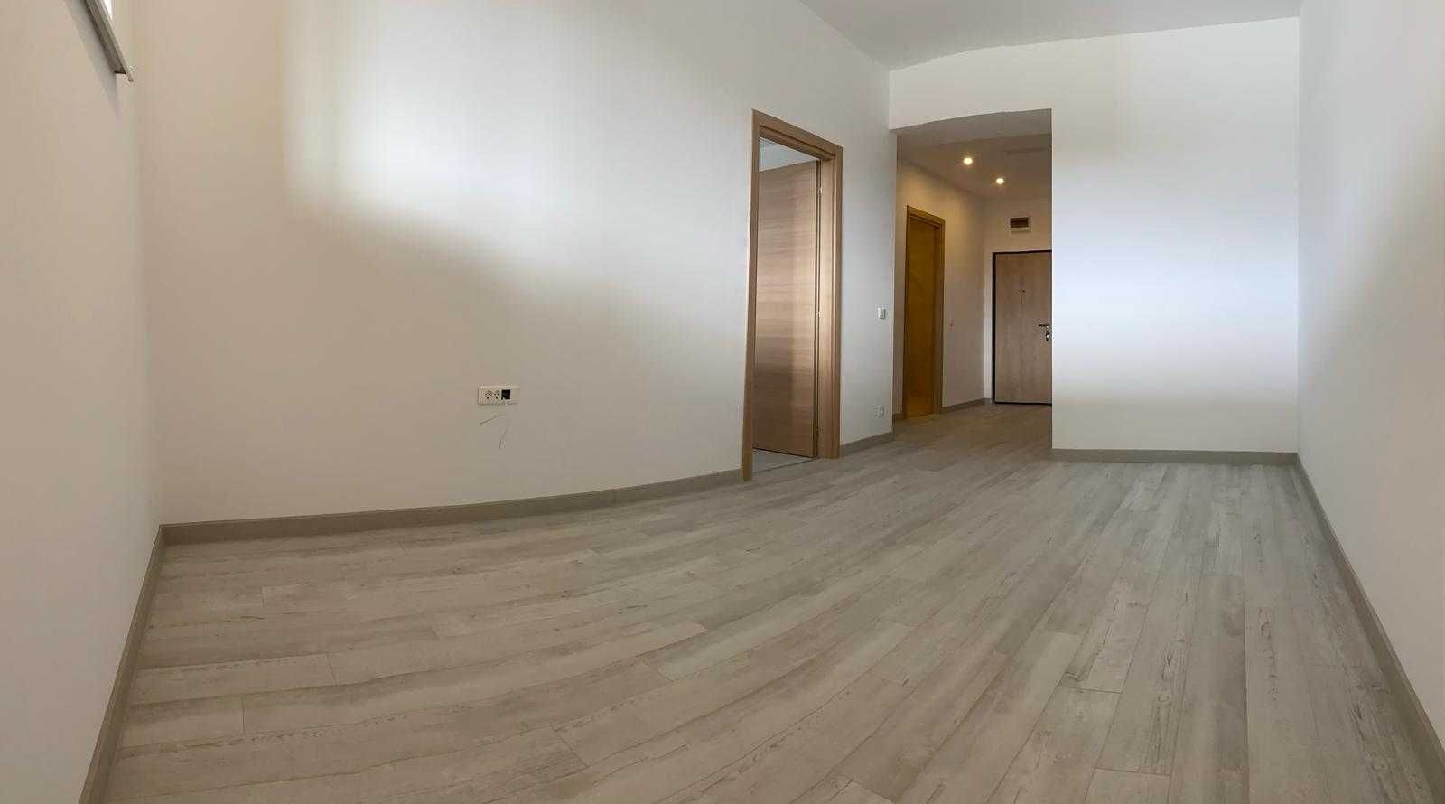 Apartament de inchiriat 2 camere cu loc de parcare-Rin Grand Hotel