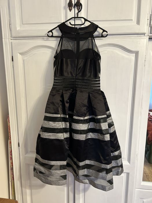 Vand rochie de seara