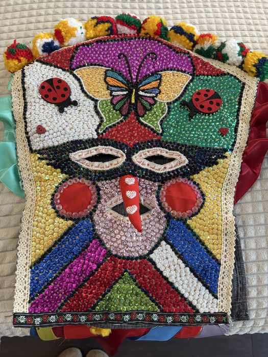 Кукерска маска ,гугла