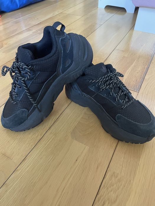 Маратонки Adidas