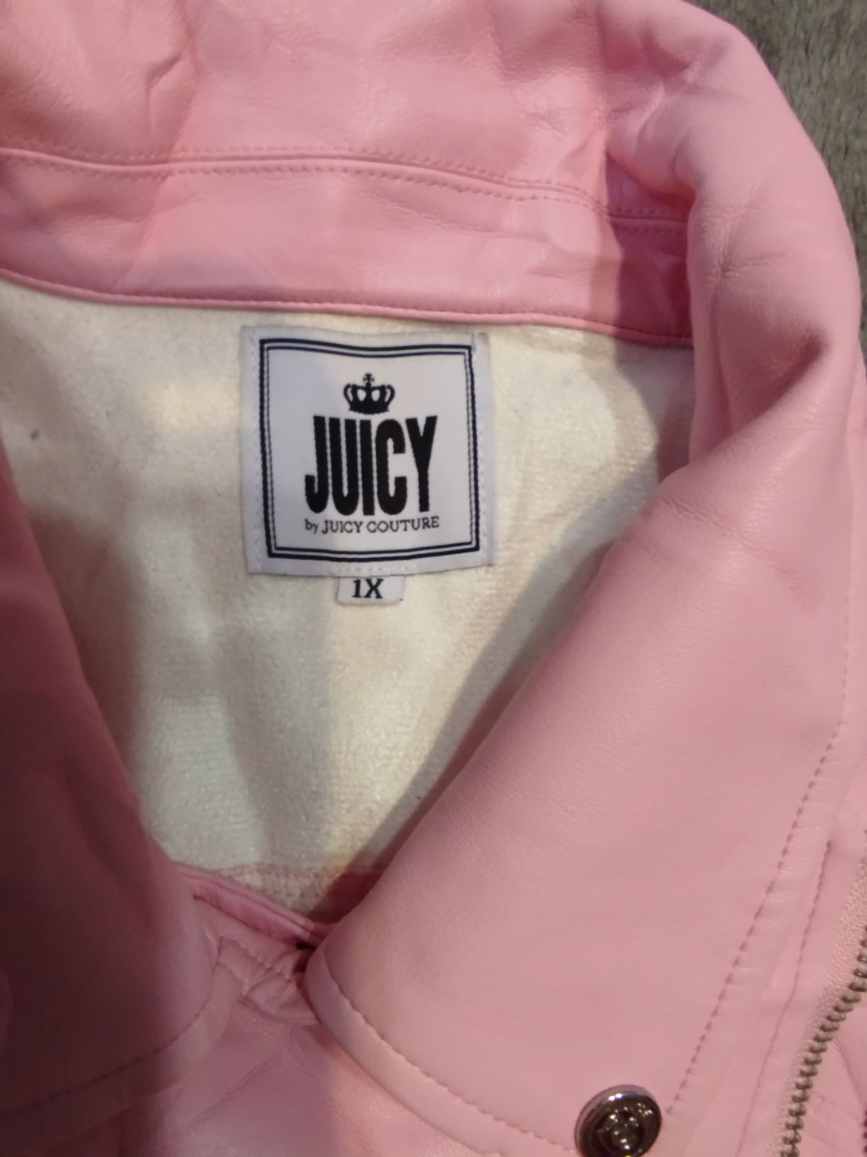 Juicy couture кожено яке