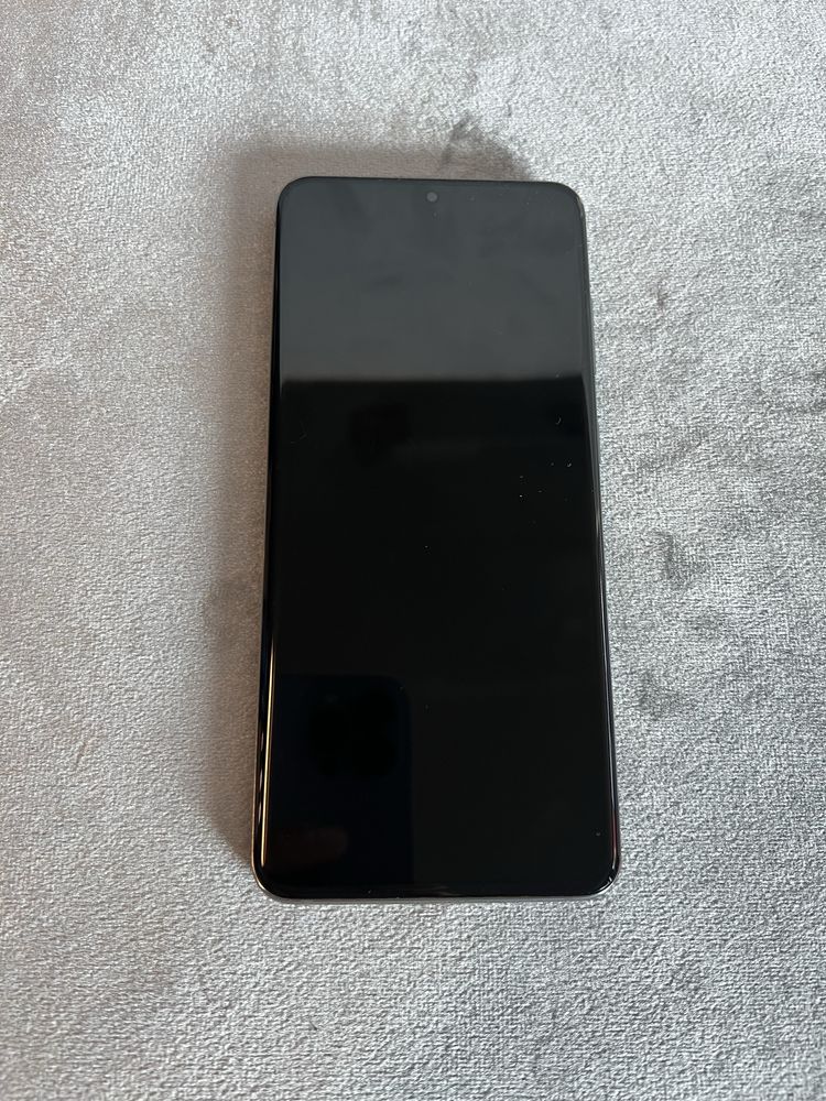 Samsung Galaxy S20 5G 128GB и 12GB RAM