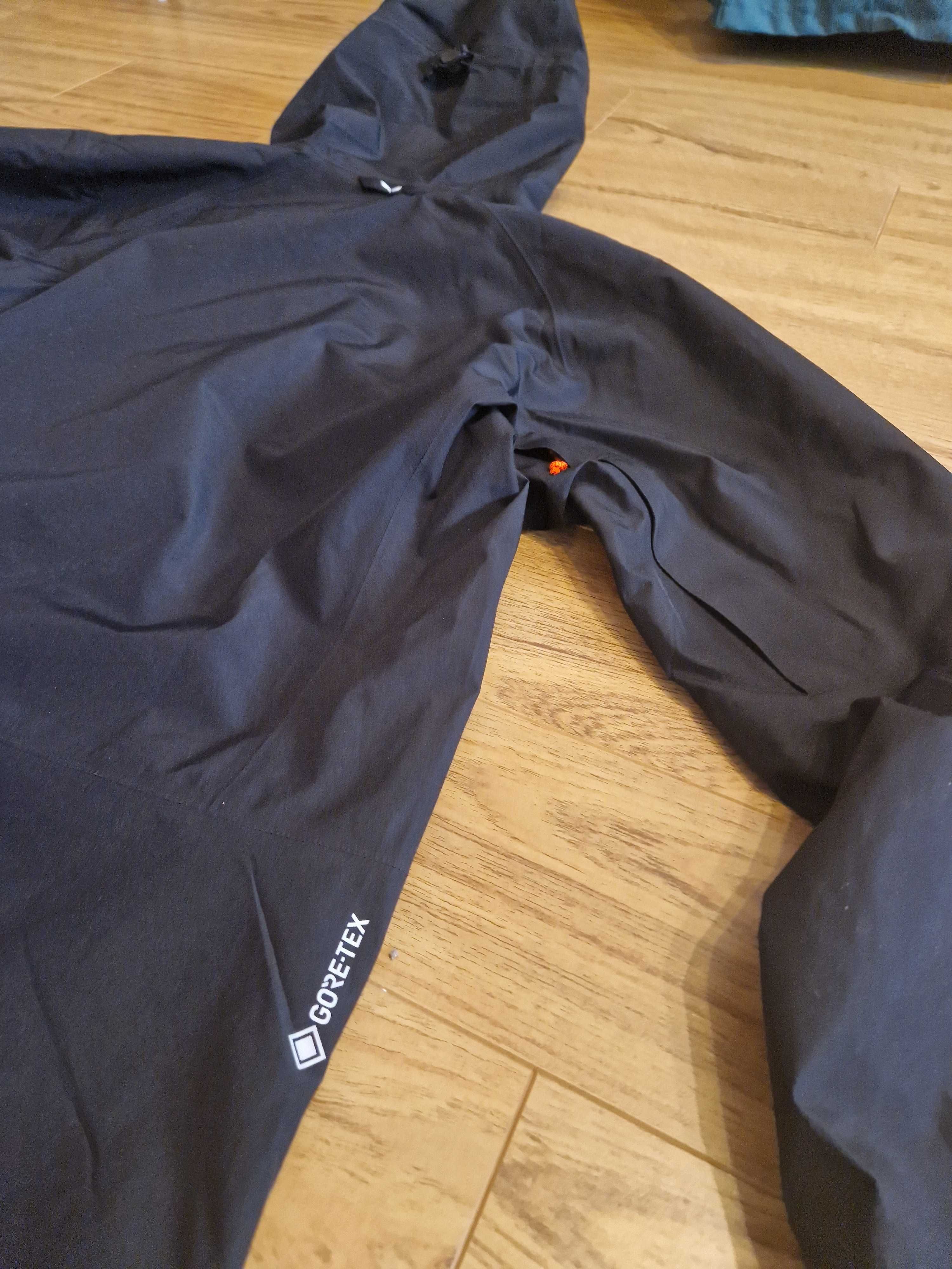 Jacheta Salewa Puez Goretex, 28K waterproof, masura S,munte,ploaie