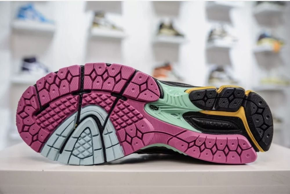 !!!Финално НАМАЛЕНИЕ!!!New Balance 1906 "Neon Nights"