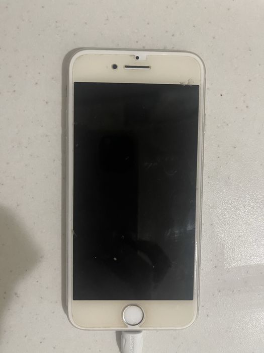 Iphone 8 functionabil/ piese.