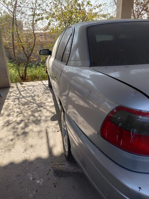 Opel omega b 2001