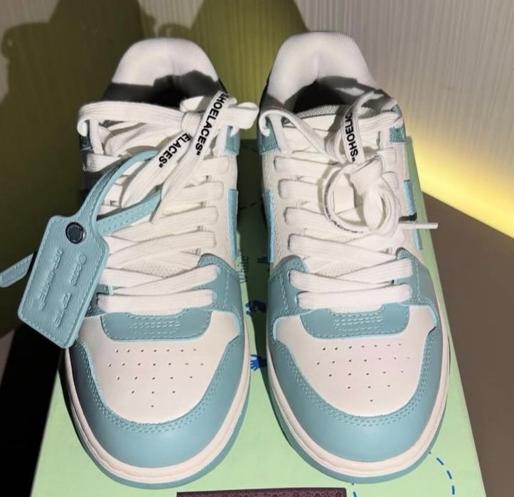 Adidasi off white out off office