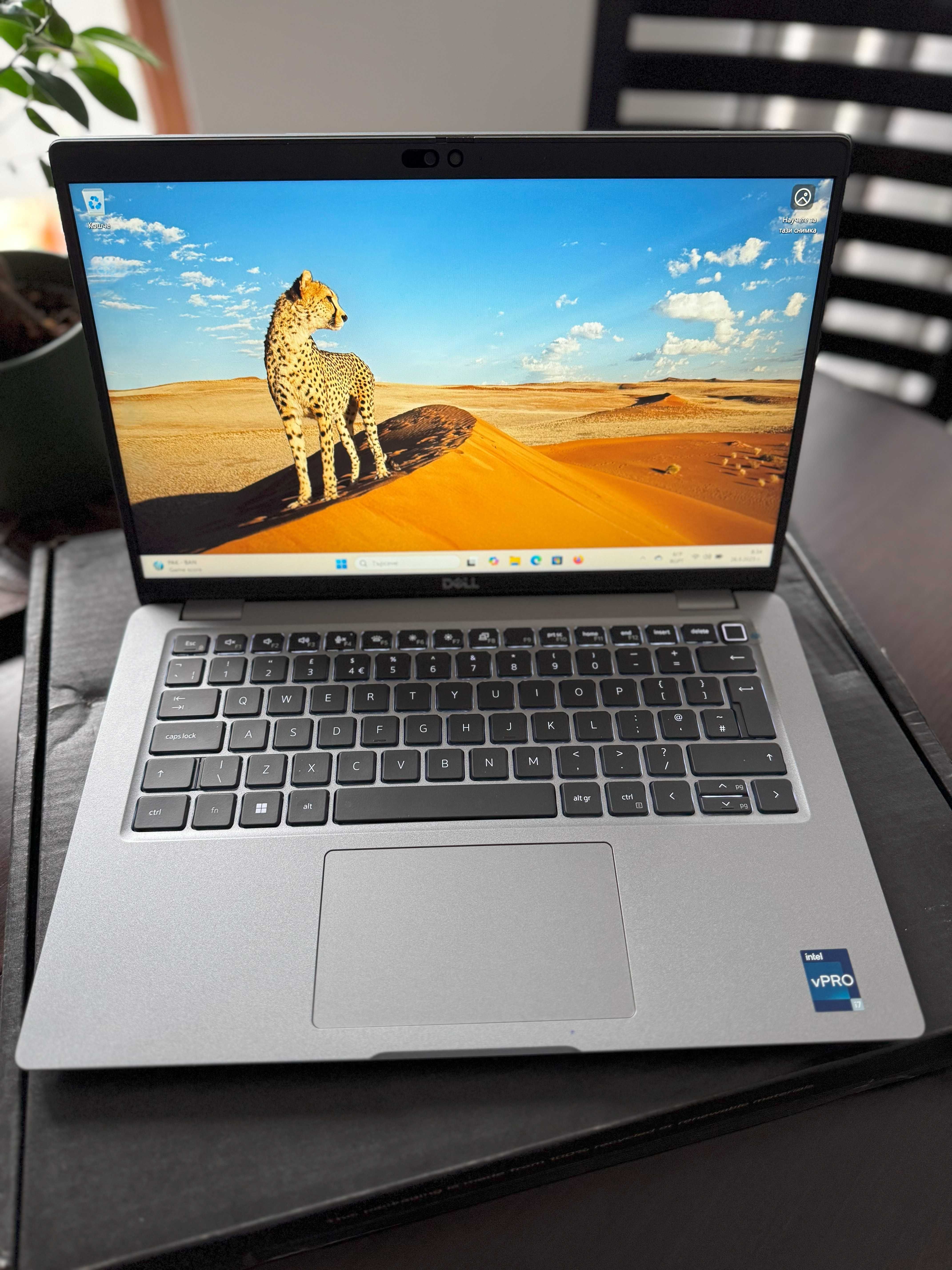 Лаптоп DELL Latitude 5440 Intel i7 / 16GB DDR5 / НОВ